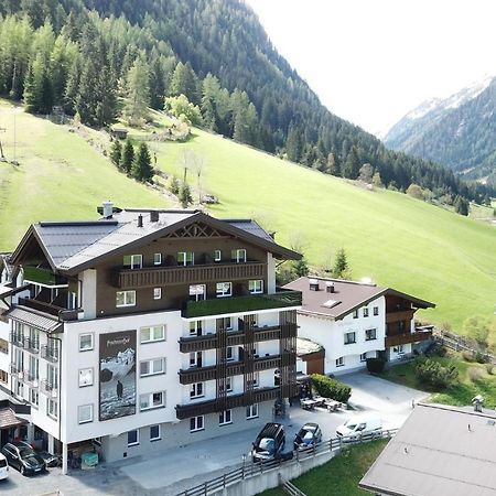 Aktivhotel Feichtner Hof Kaunertal Kültér fotó